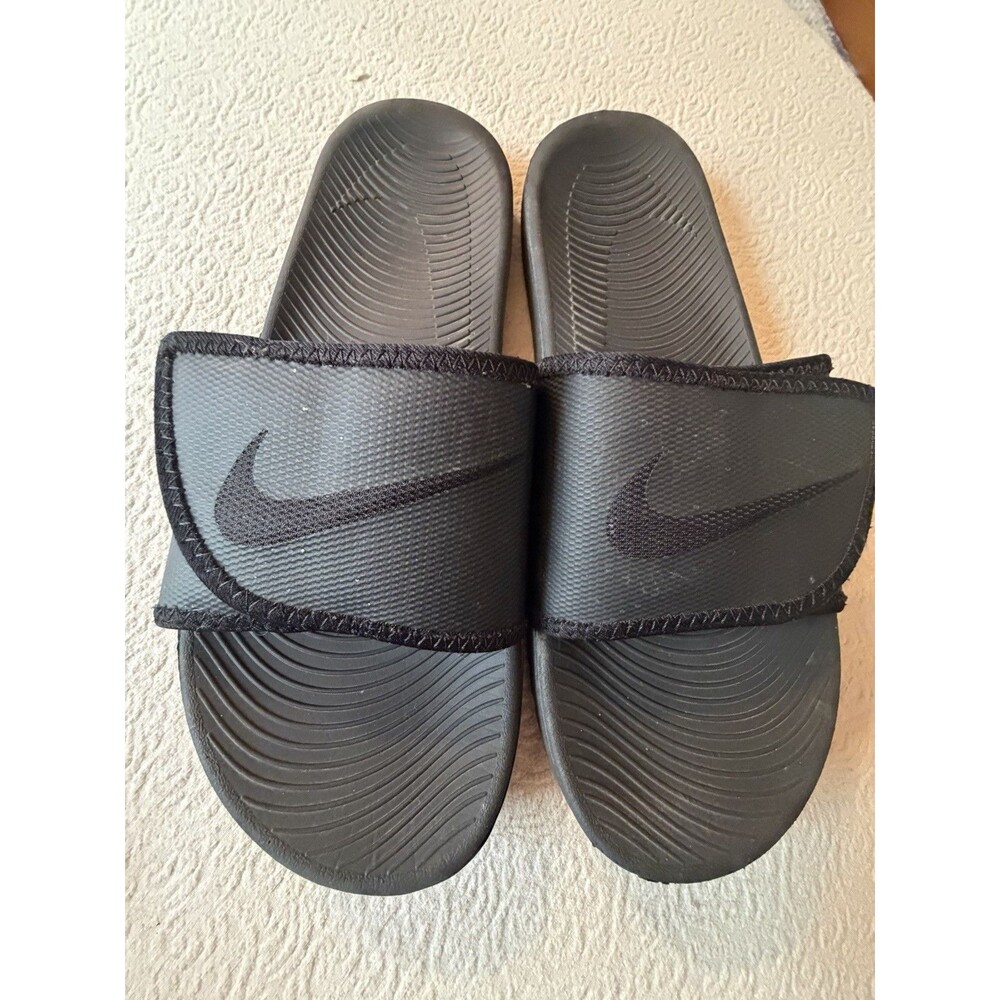 Size 10 Men’s NIKE KAWA ADJUST Shower Slides Sandals Black